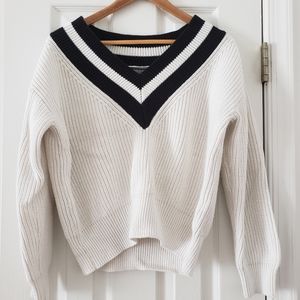 CodexMode white black sweater